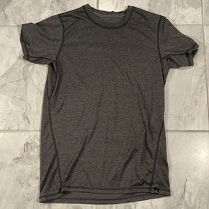 Prana Crux hemp recycled polyester athletic crew t shirt M gray black